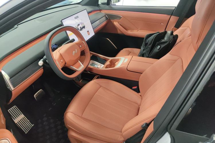 Used ONVO L60 2024 60 kWh All-Wheel Drive
