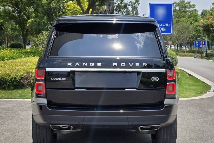 Used Land Rover Range Rover 2021 3.0 L6 Century Extended Classic Edition
