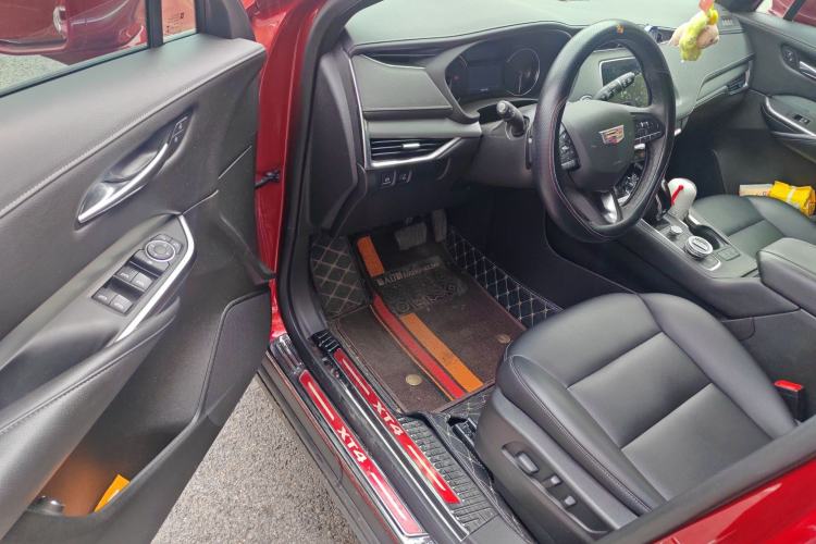 Used Cadillac XT4 2021 28T Two-Wheel Drive Leading Version