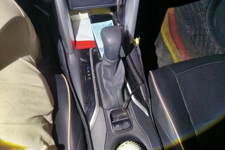 Used Toyota FRONTLANDER 2023 2.0L Smart Electric Hybrid Dual-Engine Leading Edition Gear Lever