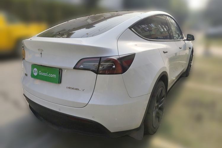 Used Tesla Model Y 2023 Rear-Wheel-Drive Version