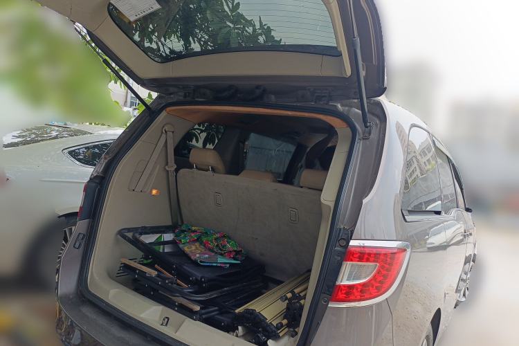 Used Buick GL8 2011 2.4L CT Luxury Business Comfort Edition