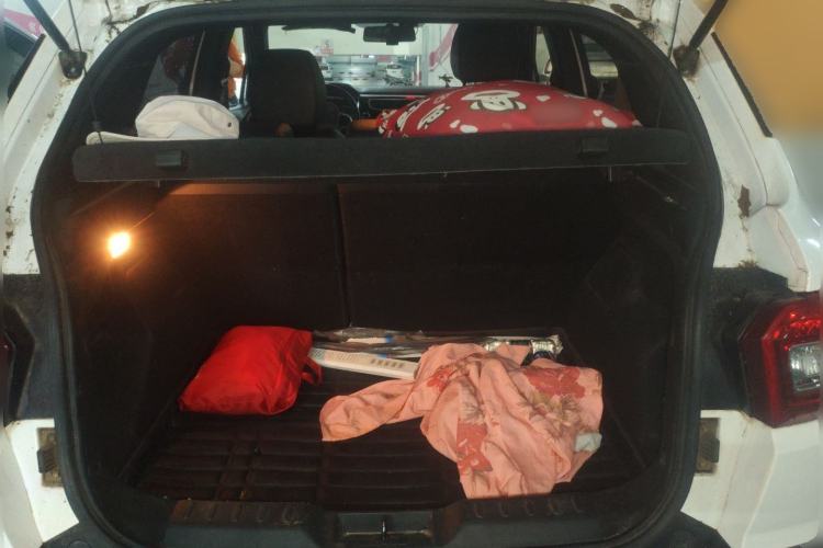 Used Brilliance V3 2015 1.5L Automatic Smart Version Trunk