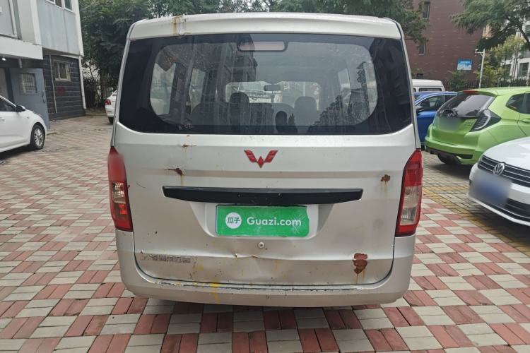 Used Wuling Rongguang V 2016 1.2L Practical Model Non-Power-Assisted
