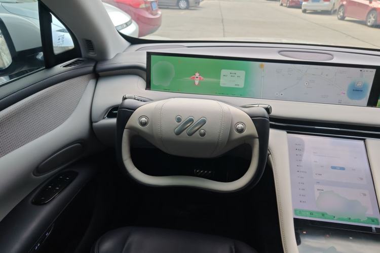 Used IM LS7 2023 90 kWh Elite Rear-Drive Version