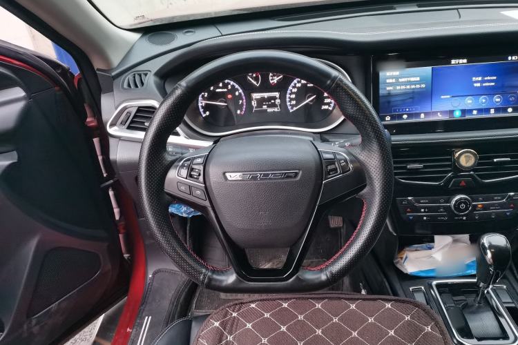 Used Venucia T90 2017 2.0L CVT Smart Edition
