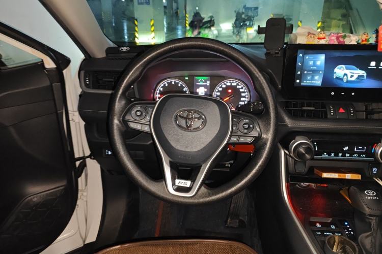 Used Toyota Wildlander 2024 2.0L CVT Two-Wheel Drive Leading Edition