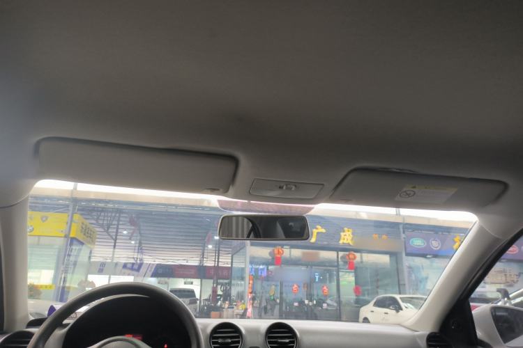 Used Volkswagen Jetta 2015 1.6L Manual Fashion Edition Headliner