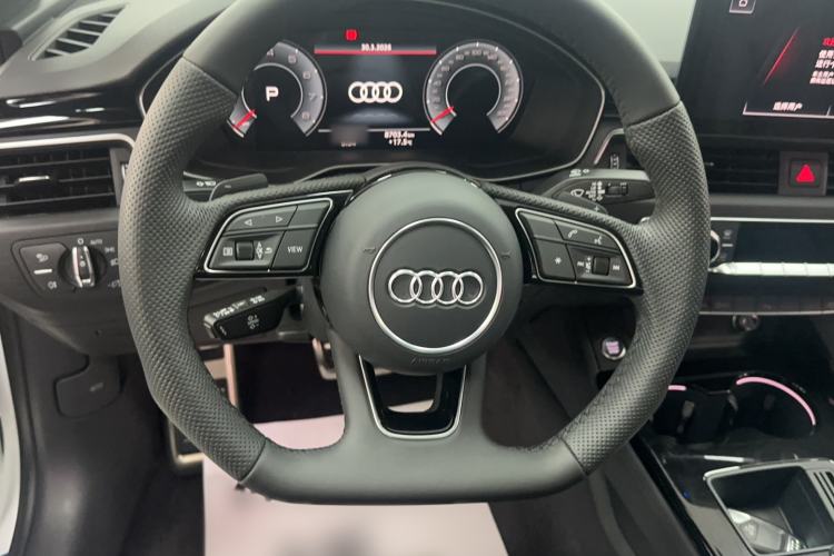 Used Audi A4L 2024 40 TFSI Luxury Dynamic Edition
