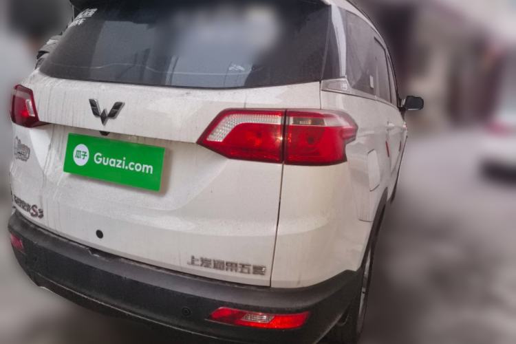 Used Wuling Hongguang S3 2018 1.5L Manual Comfort Model China V Standard