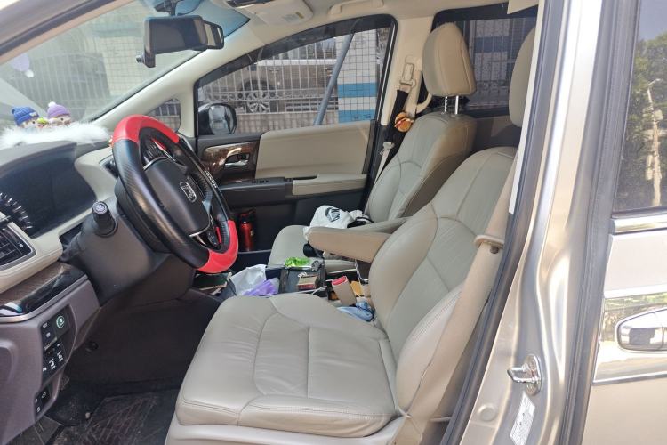 Used Honda Odyssey 2015 Revised Version 2.4L Supreme Edition