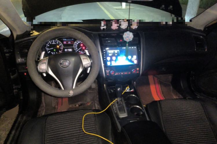 Used Nissan Teana 2013 2.5L XL Leading Edition Center Console