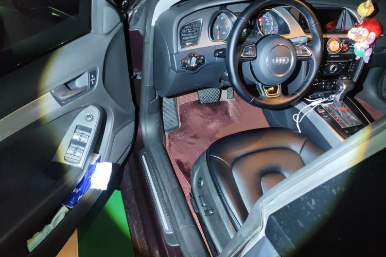 Used Audi A5 2014 Sportback 45 TFSI Driver Seat