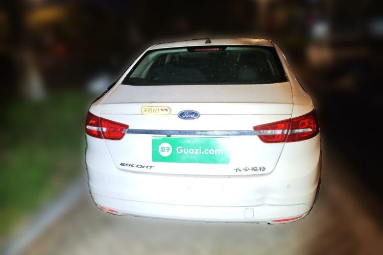 Used Ford Escort 2015 1.5L Manual Fashion Edition