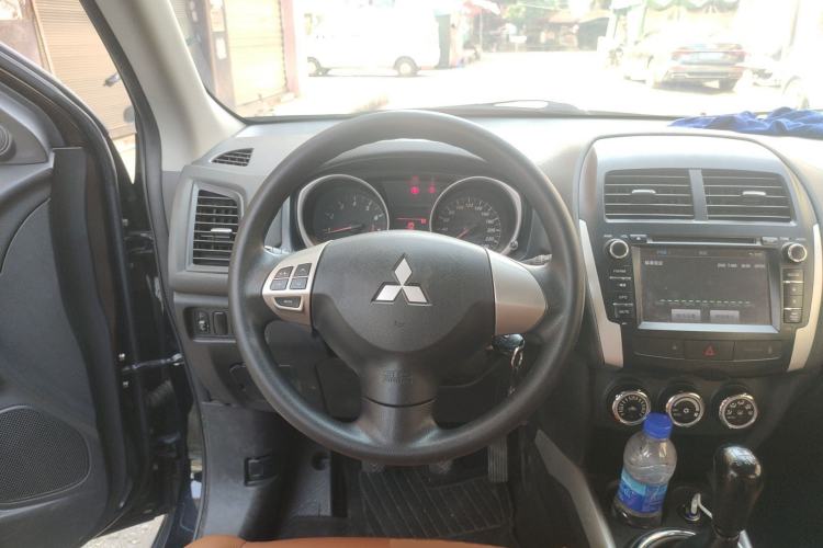 Used Mitsubishi ASX 2013 2.0L Manual Two-Wheel Drive Comfort Edition Steering Wheel