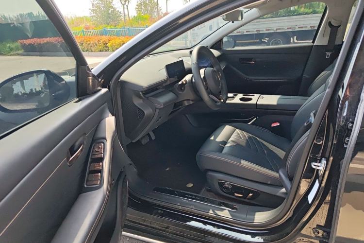 Used Baojun Enjoy 2025 Plug-in Hybrid 140km Luxury Edition Driver Seat