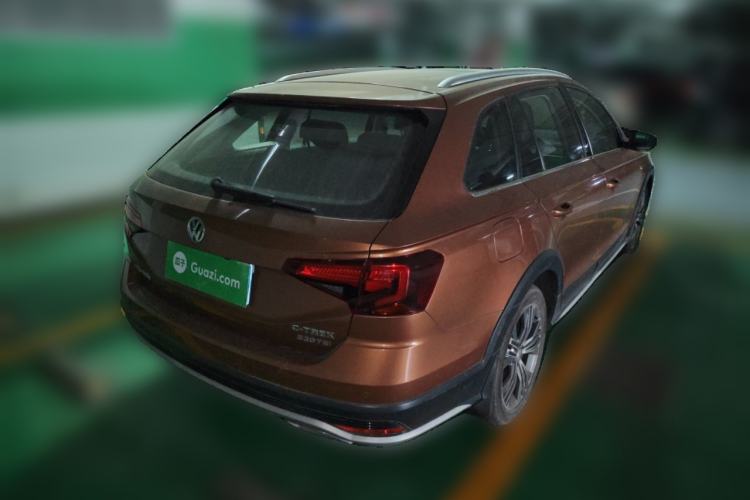 Used Volkswagen C-TREK 2017 230TSI DSG Luxury Model