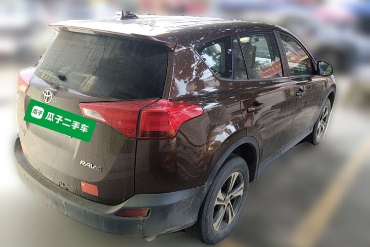 Used Toyota RAV4 2015 2.0L CVT Two-Wheel Drive Fashion Edition
