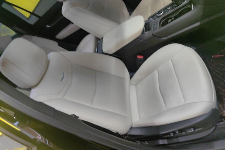 Used Cadillac XT6 2020 28T Six-Seater Luxury Sporty Enjoy-the-Comfort Safety Edition