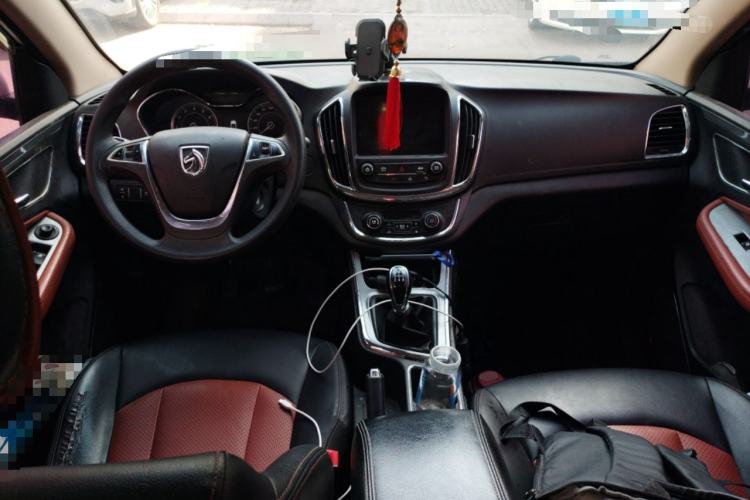 Used Baojun 560 2015 1.8L Manual Elite Edition