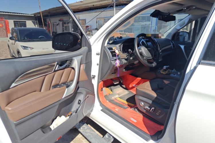 Used Haval H9 2017 2.0T Gasoline 4x4 Luxury 7-Seater