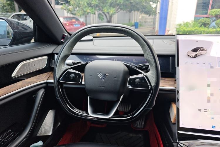 Used NETA S 2022 Extended-Range Version 1160 km Range Rear-Wheel-Drive Compact Edition
