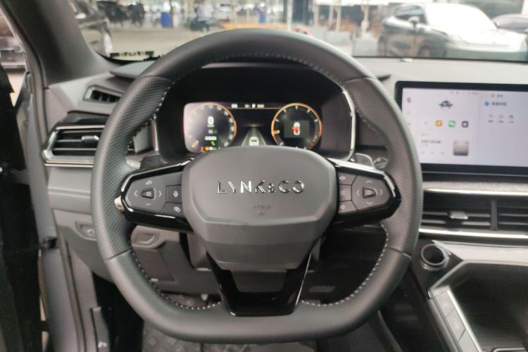 Used Lynk & Co 06 2023 Remix 1.5T JinPro
