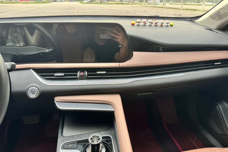 Used Bestune B70 2024 Dragon Edition 1.5T Leading Model Interior 2