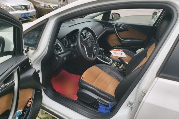 Used Buick GT 2014 XT 1.6L Automatic Fashion Edition