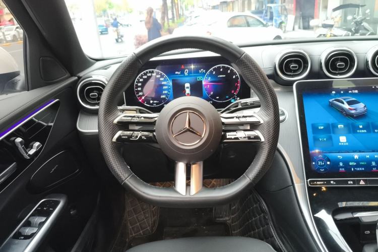 Used Mercedes-Benz C-Class 2023 Revised C 200 L Sport Edition Steering Wheel
