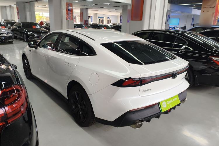 Used Changan UNI-V iDD 2023 Zhidian iDD 1.5T 113km Smart & Fun Version (Rapid Edition)
