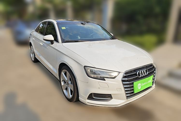 Used Audi A3 2017 Limousine 35 TFSI Style Edition Front Right 45 Deg