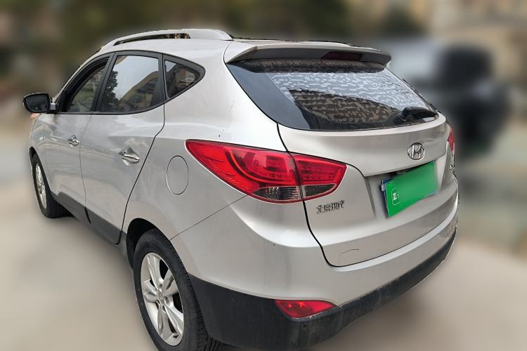 Used Hyundai ix35 2013 2.0L Automatic Two-Wheel Drive Smart GLS China IV Standard
