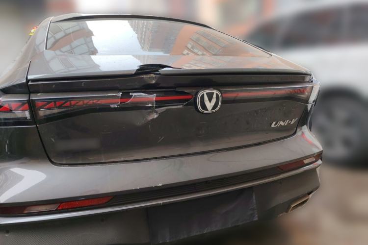 Used CHANGAN UNI-V 2024 1.5T Prestige Edition Rear