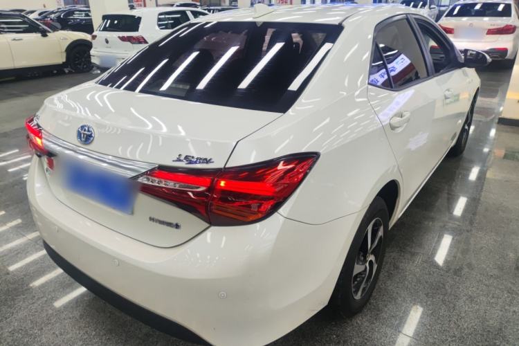 Used Toyota Levin 2017 Revised Dual-Engine 1.8H GS E-CVT Elite Sunroof Version China V Standard