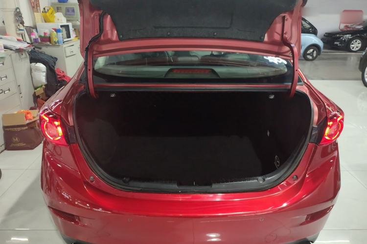 Used Mazda 3 Axela 2017 Sedan 2.0L Automatic Prestige Model China V Standard Trunk