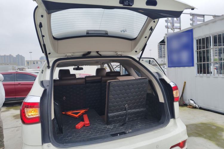 Used BYD S7 2016 1.5T Manual Luxury Edition Trunk