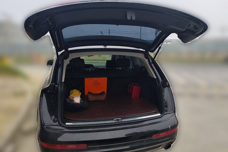 Used Audi Q7 2014 35 TFSI Sport Edition Trunk