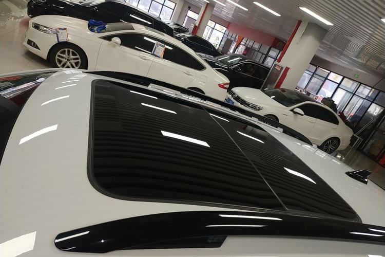 Used Volkswagen Tharu 2025 NewRui 300TSI Prestige Edition Roof