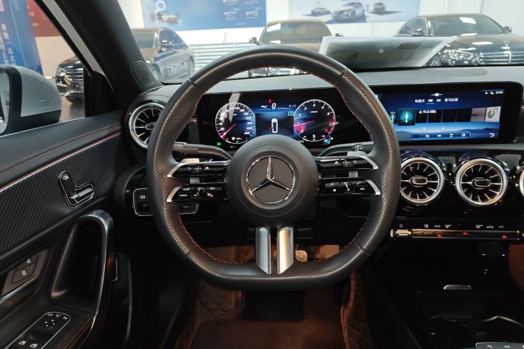 Used Mercedes-Benz A-Class 2024 A 200 L Fashion Model Steering Wheel