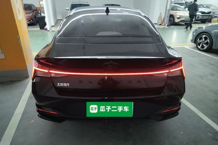 Used Hyundai Elantra 2021 1.5L CVT LUX Prestige Edition
