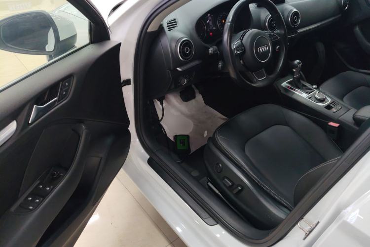 Used Audi A3 2016 Limousine 35 TFSI Prestige Edition