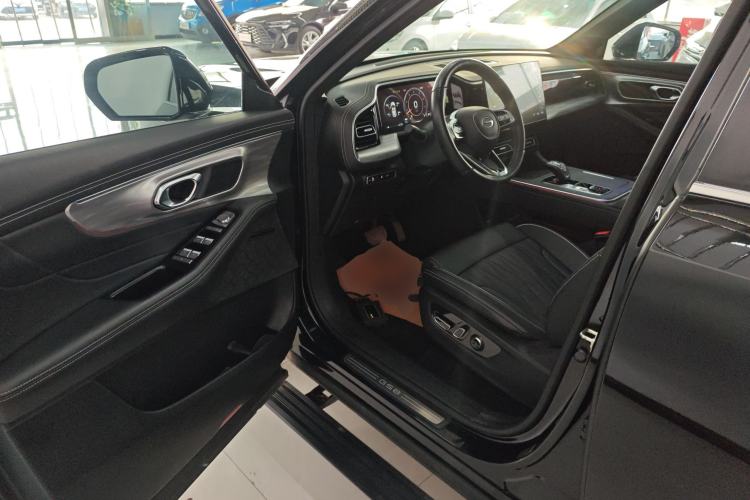 Used GAC Trumpchi GS8 2024 Linghang Series 2.0 TGDI Two-Wheel Drive Luxury Smart Connectivity Version Driver Seat