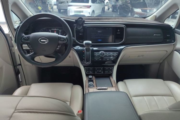 Used GAC Trumpchi M8 2018 320T Luxury Edition Center Console