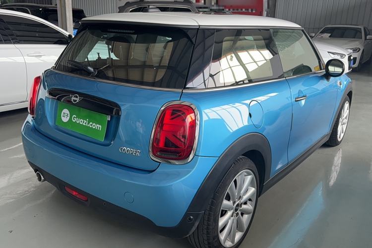 Used MINI MINI 2018 1.5T COOPER Artist
