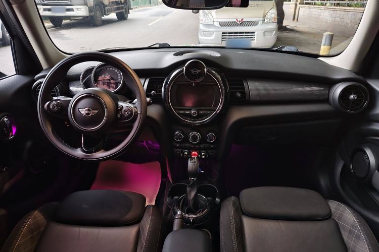 Used MINI MINI 2016 1.5T COOPER Five-Door Edition