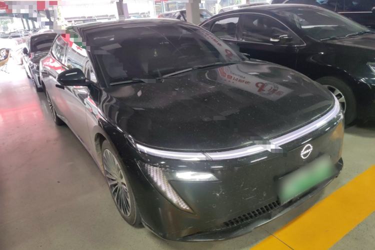 Used Nissan N7 2025 625 Max Front Right 45 Deg