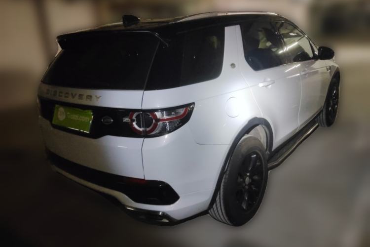 Used Land Rover Discovery Sport 2017 2.0T SE Rear Right 45 Deg