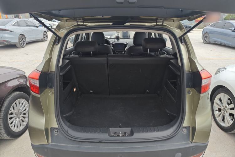 Used CHANGAN CS15 2016 1.5L Manual Fashion Edition