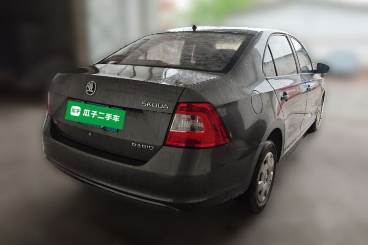 Used Skoda Rapid 2016 1.6L Automatic Front-Wheel Drive Model
